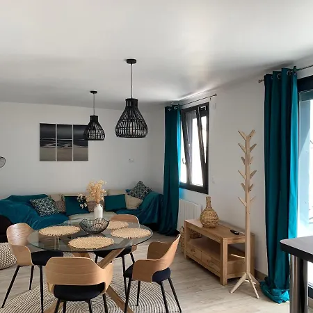 Βίλα La Maison De La Vallee Ranville