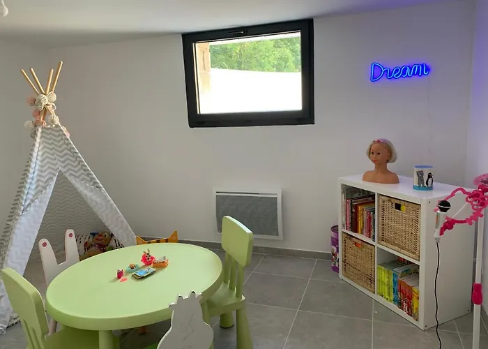 Villa La Maison De La Vallee *